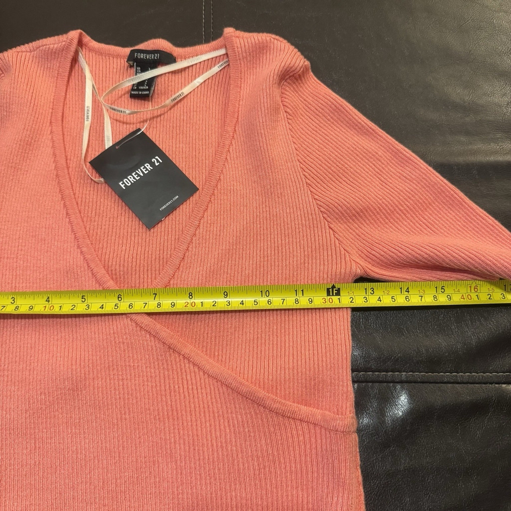 NWT Forever 21 Women's Sweater Wrap Top Size:L Coral Peachy V Neck - Picture 7 of 8